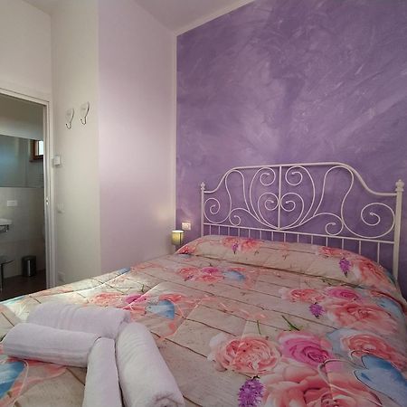 B&B Villa La Bouganville Camaiore Kamer foto